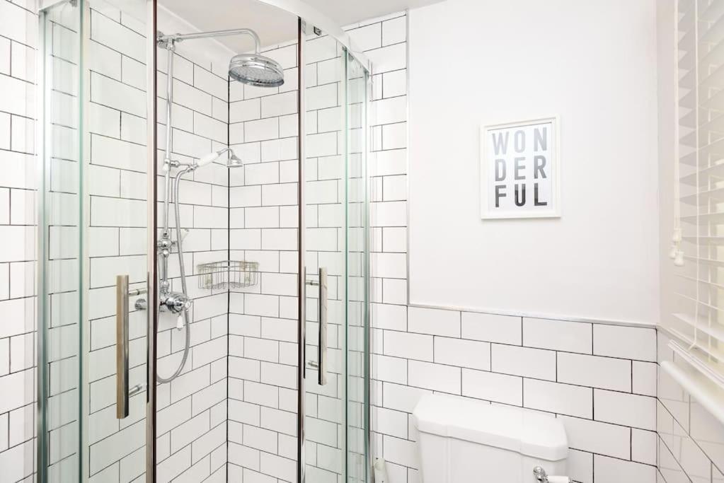 Bijou Coastal Apartment In Polperro With Hot Tub Onsite Parking Downhill Walk To Village Luaran gambar