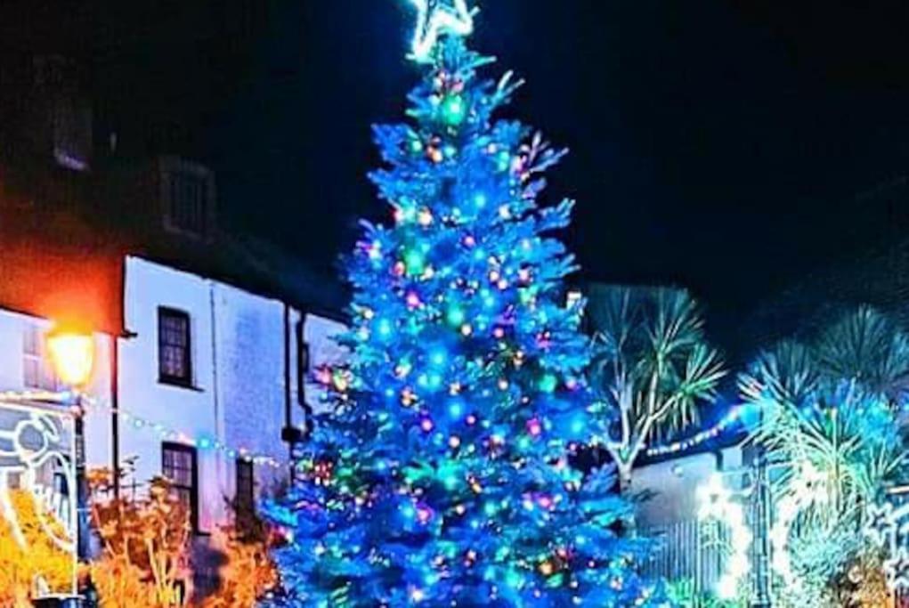 Bijou Coastal Apartment In Polperro With Hot Tub Onsite Parking Downhill Walk To Village Luaran gambar