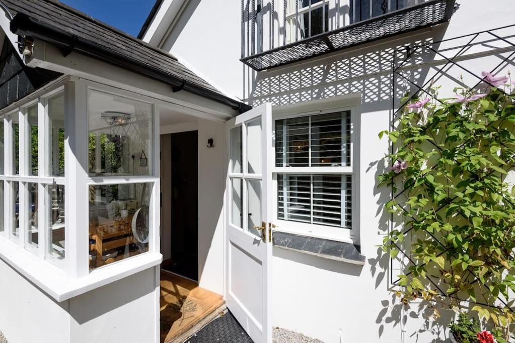 Bijou Coastal Apartment In Polperro With Hot Tub Onsite Parking Downhill Walk To Village Luaran gambar