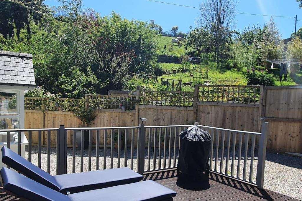 Bijou Coastal Apartment In Polperro With Hot Tub Onsite Parking Downhill Walk To Village Luaran gambar