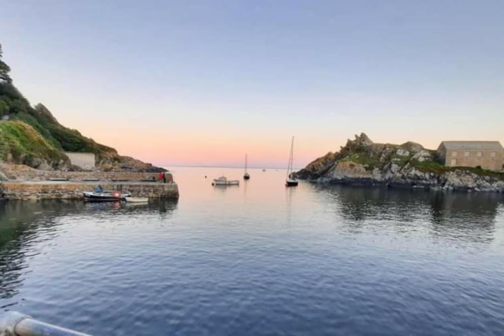 Bijou Coastal Apartment In Polperro With Hot Tub Onsite Parking Downhill Walk To Village Luaran gambar