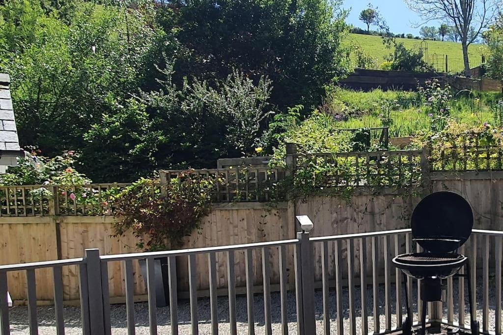 Bijou Coastal Apartment In Polperro With Hot Tub Onsite Parking Downhill Walk To Village Luaran gambar
