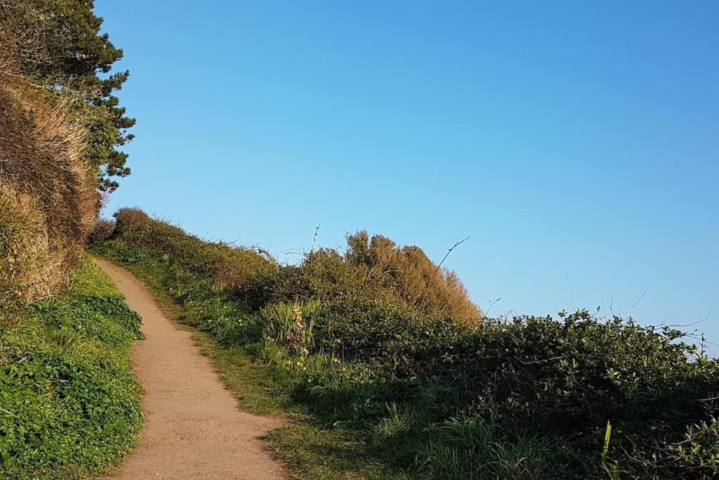 Bijou Coastal Apartment In Polperro With Hot Tub Onsite Parking Downhill Walk To Village Luaran gambar