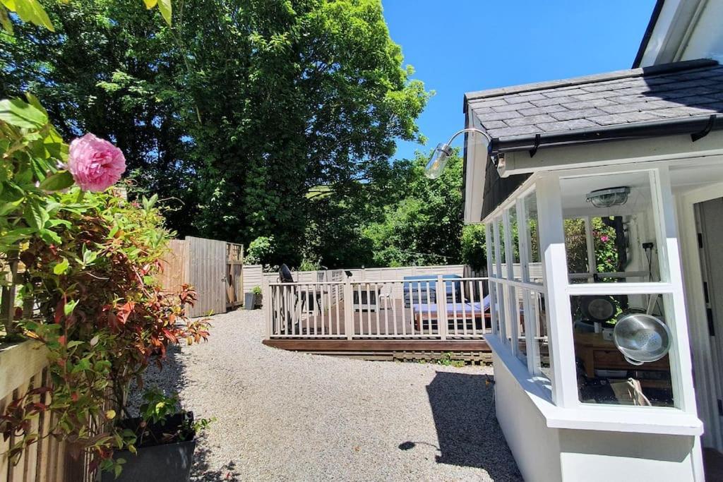 Bijou Coastal Apartment In Polperro With Hot Tub Onsite Parking Downhill Walk To Village Luaran gambar