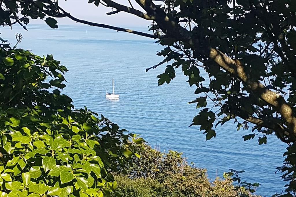 Bijou Coastal Apartment In Polperro With Hot Tub Onsite Parking Downhill Walk To Village Luaran gambar
